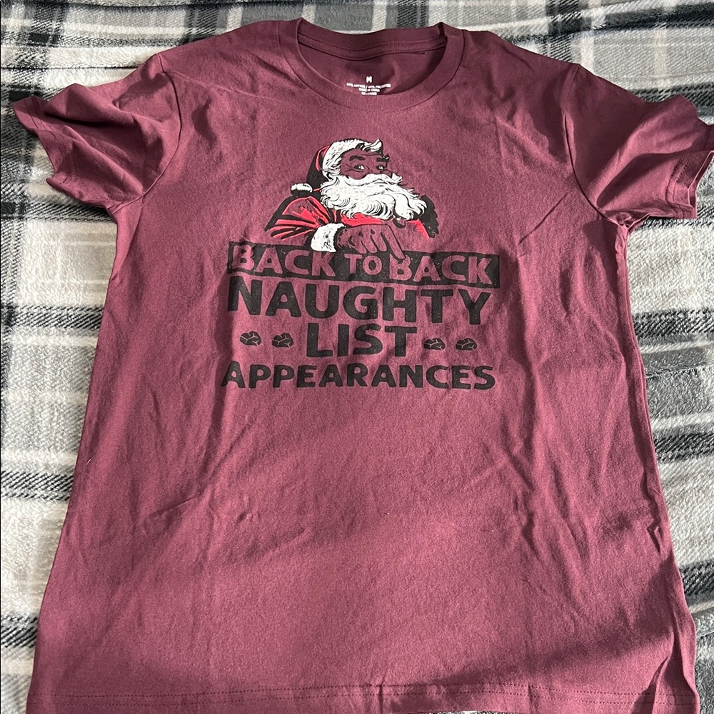 Santa Graphic Maroon T-Shirt